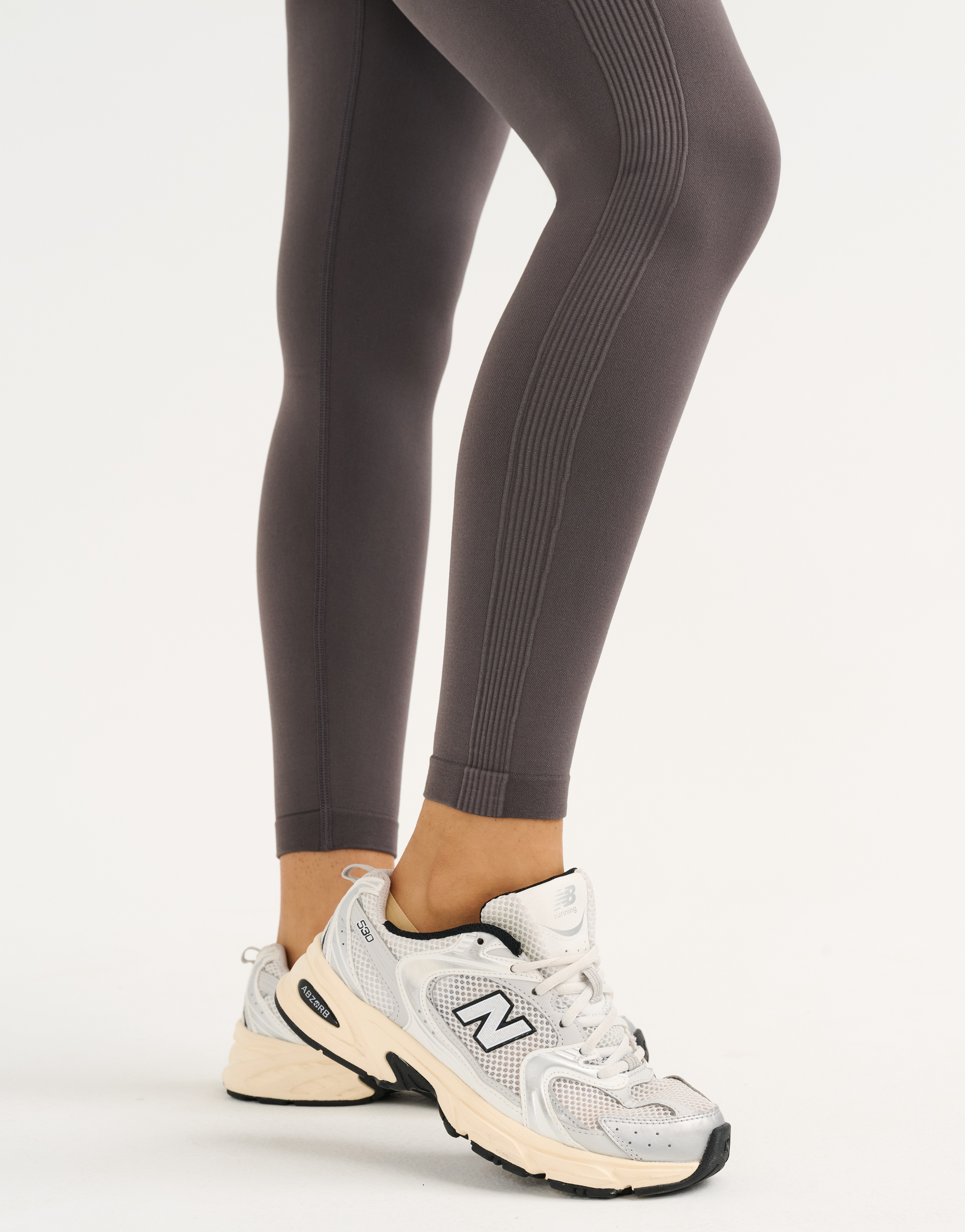 Arise Essential Mid-Waist Leggings V2 - Slate Grey