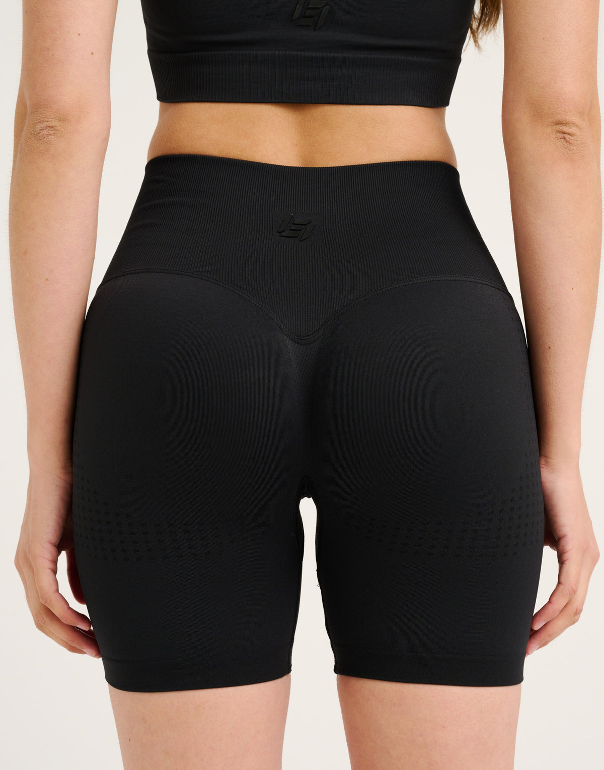 Tempo Pulse Shorts - Phantom Black