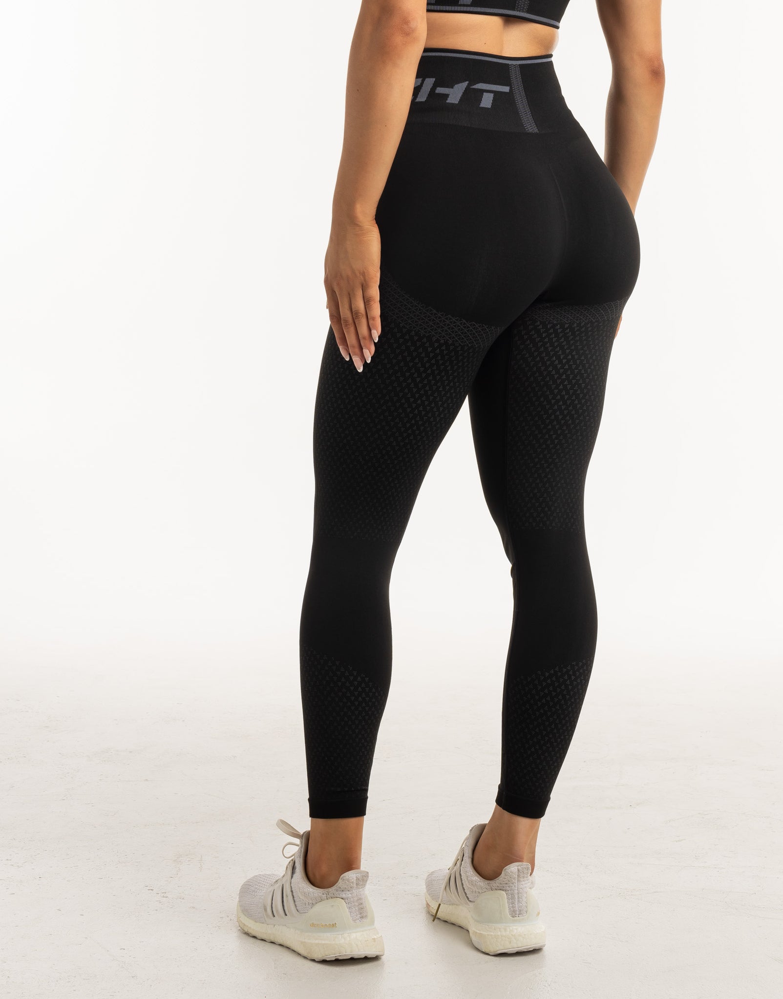 Shop Leggings & Tights for Women | ECHT