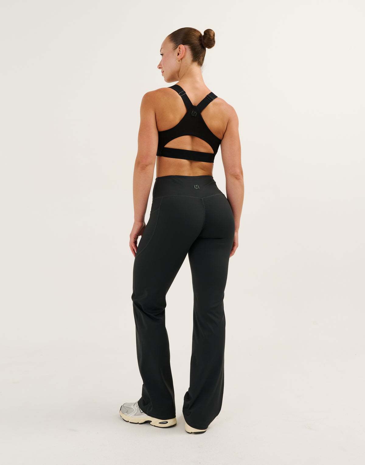 Nova Lycra® Straight Leg Pant - Phantom Black