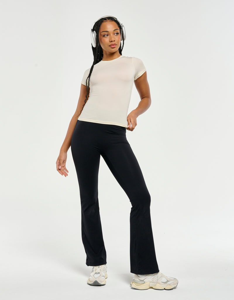 Smooth Tee Soft Taupe