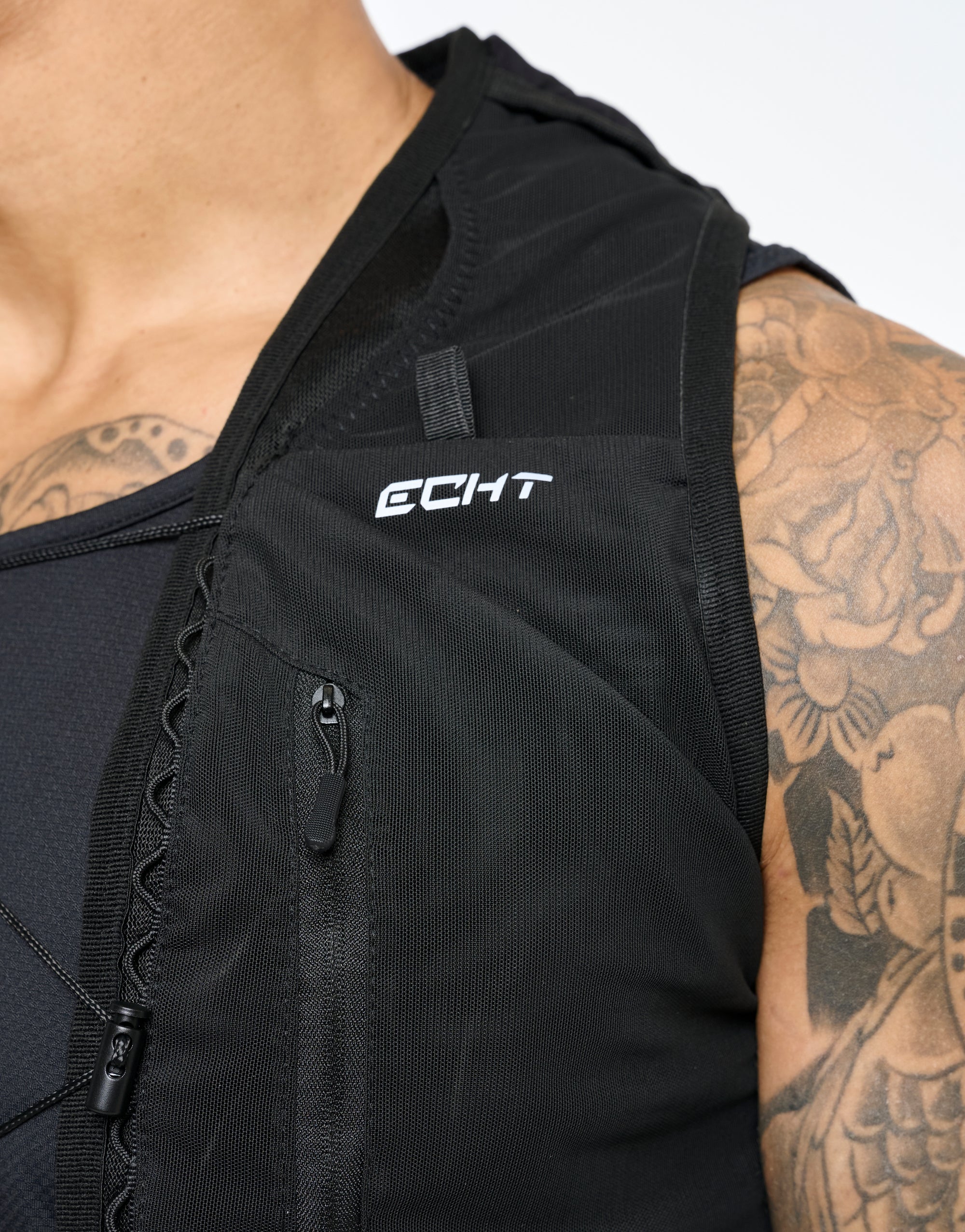 Performance Hydration Vest - Black (Unisex)