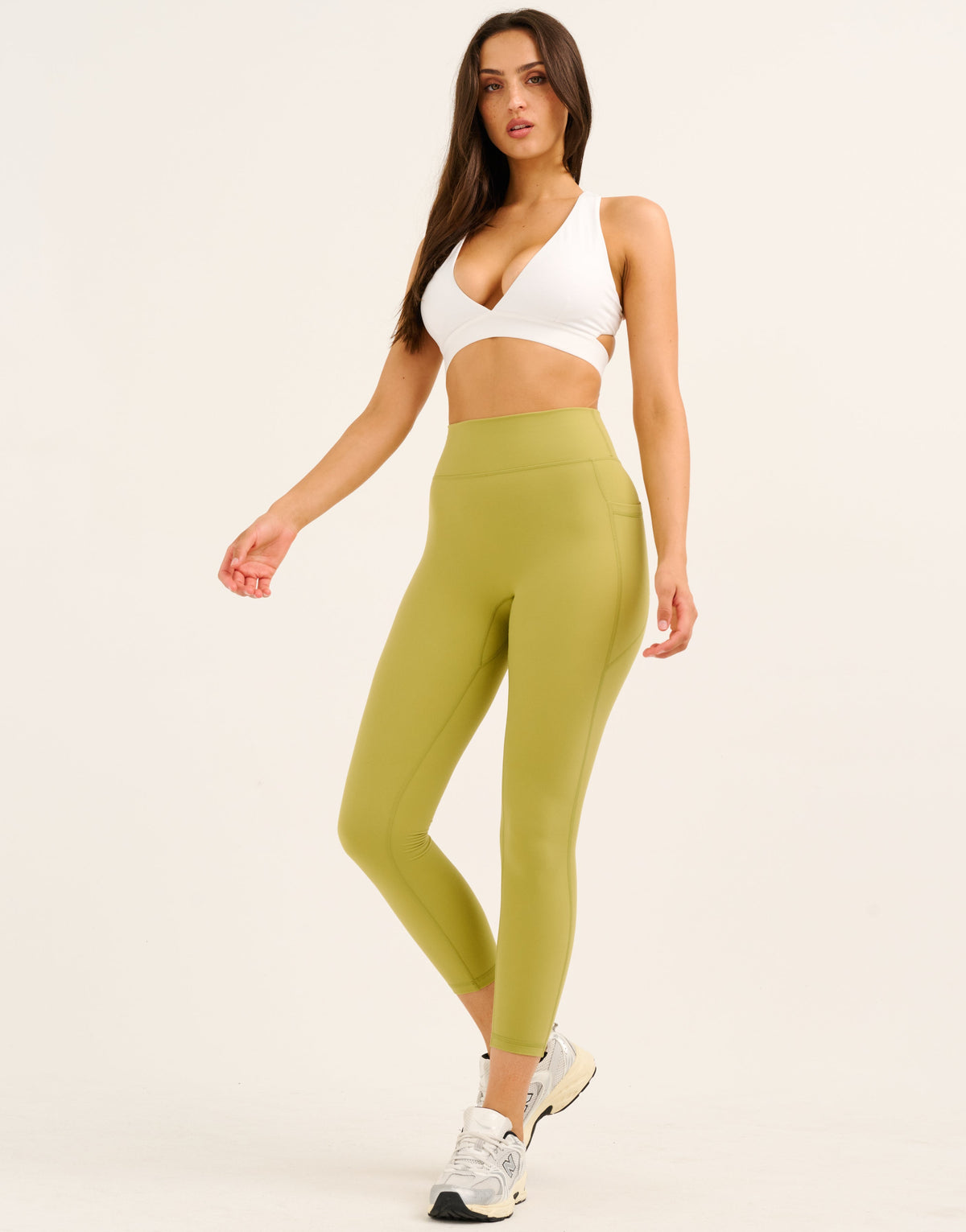 Ascend Pocket Leggings 23" - Olive