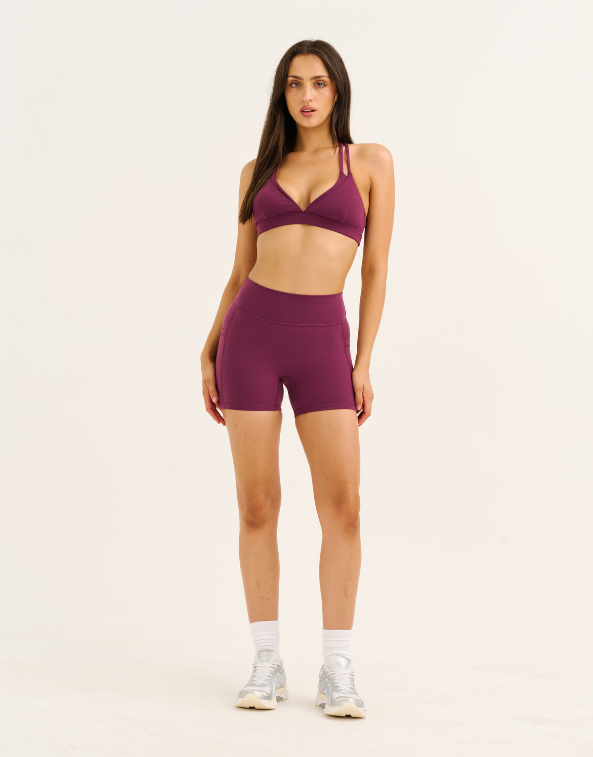 Ascend Pocket Shorts 4" - Blackberry