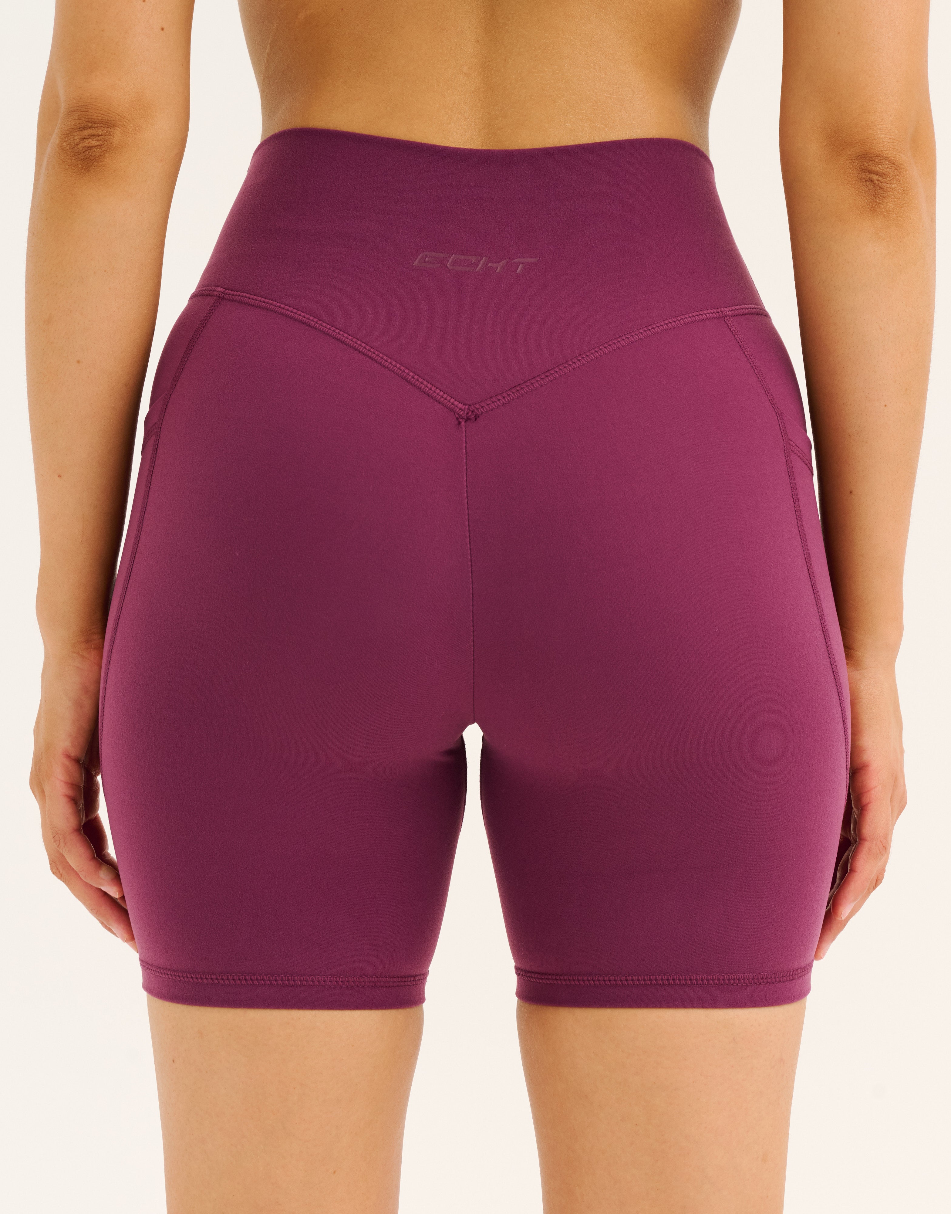 Ascend Pocket Shorts 6" - Blackberry