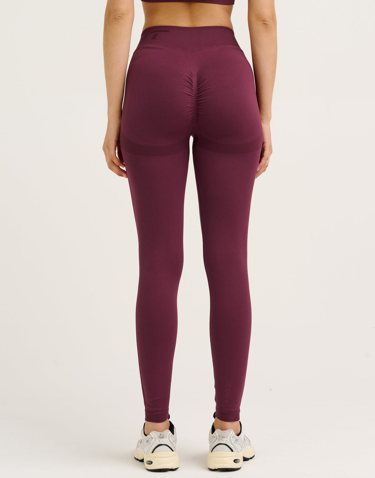 Arise Scrunch Mid-Waist Leggings - Blackberry