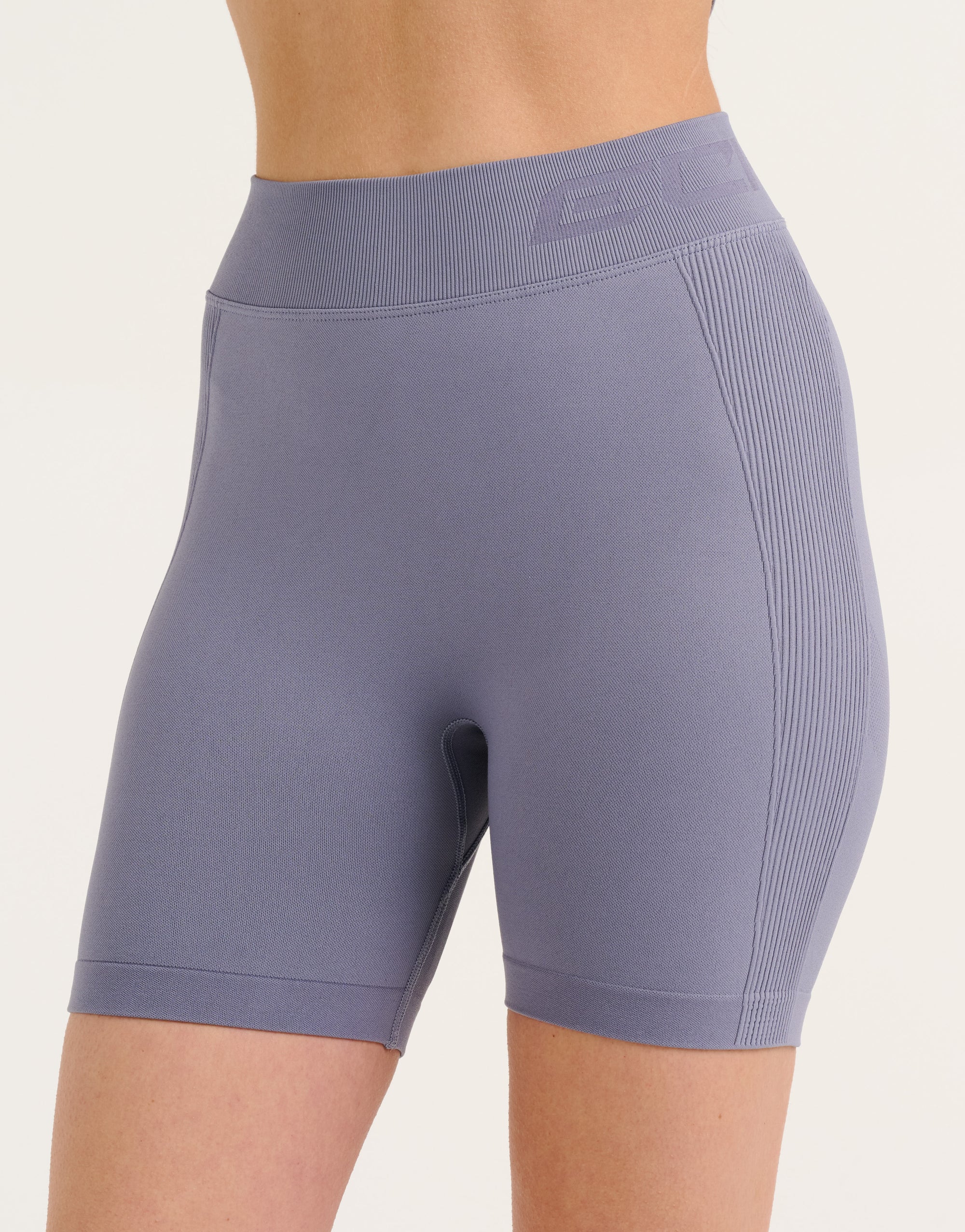 Arise Scrunch Mid-Waist Shorts - Washed Blue