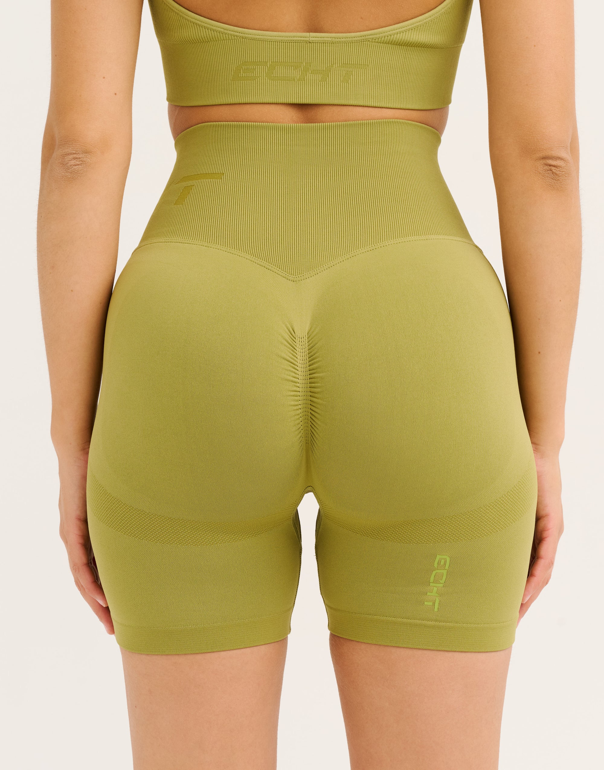Arise Scrunch Shorts V2 - Olive