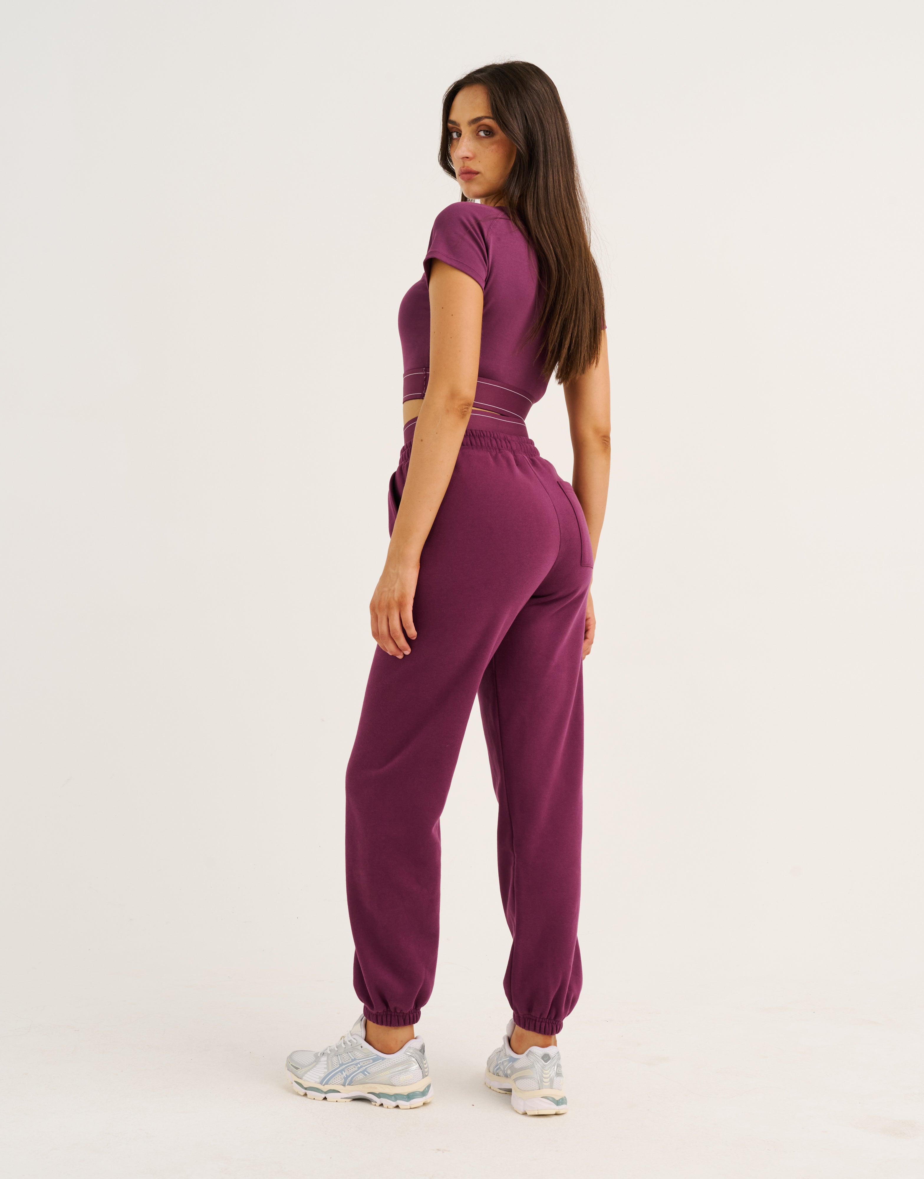 Elemental Layered Jogger Sweatpants - Blackberry