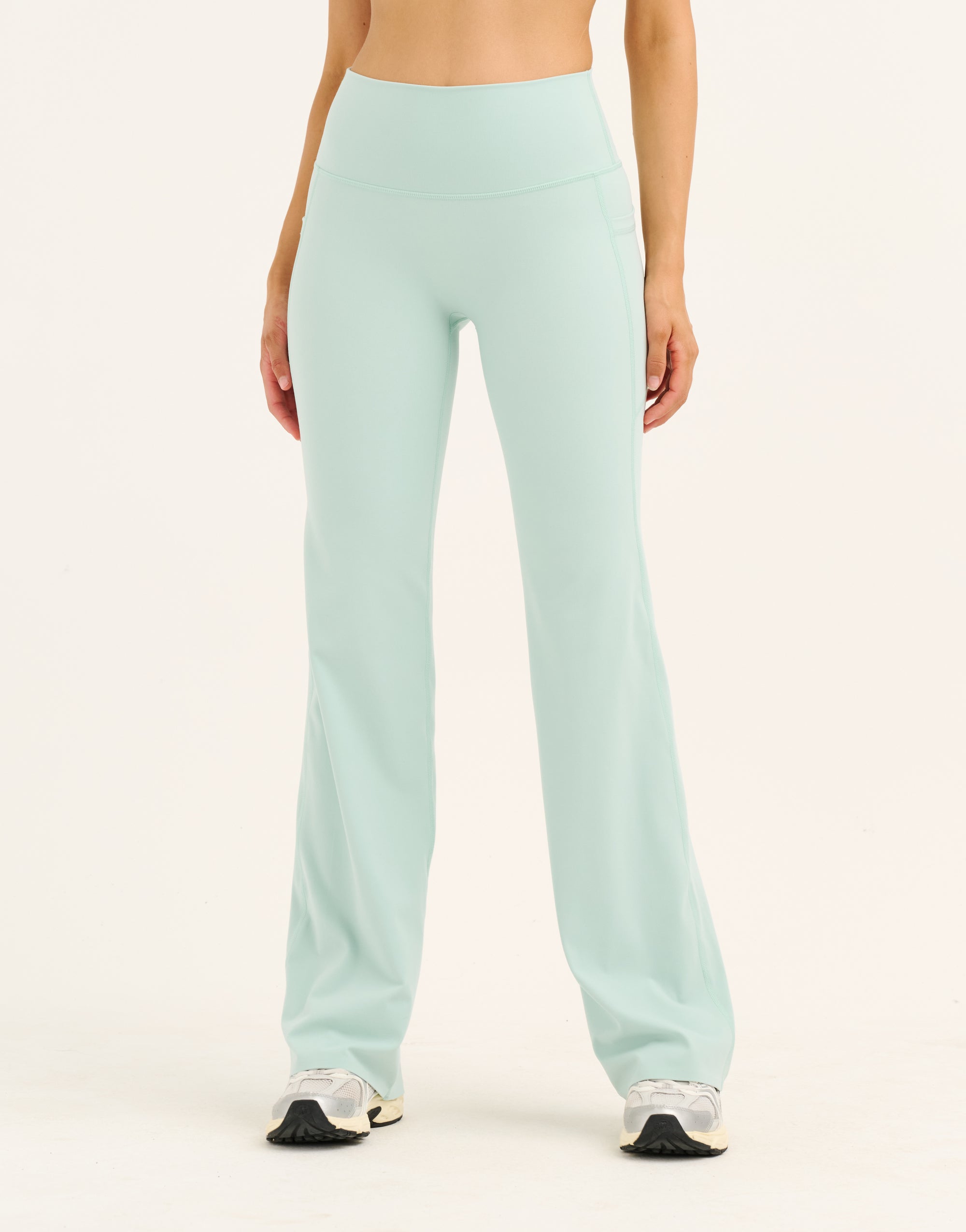 Lycra Invisible Scrunch Straight Leg Pant - Mint