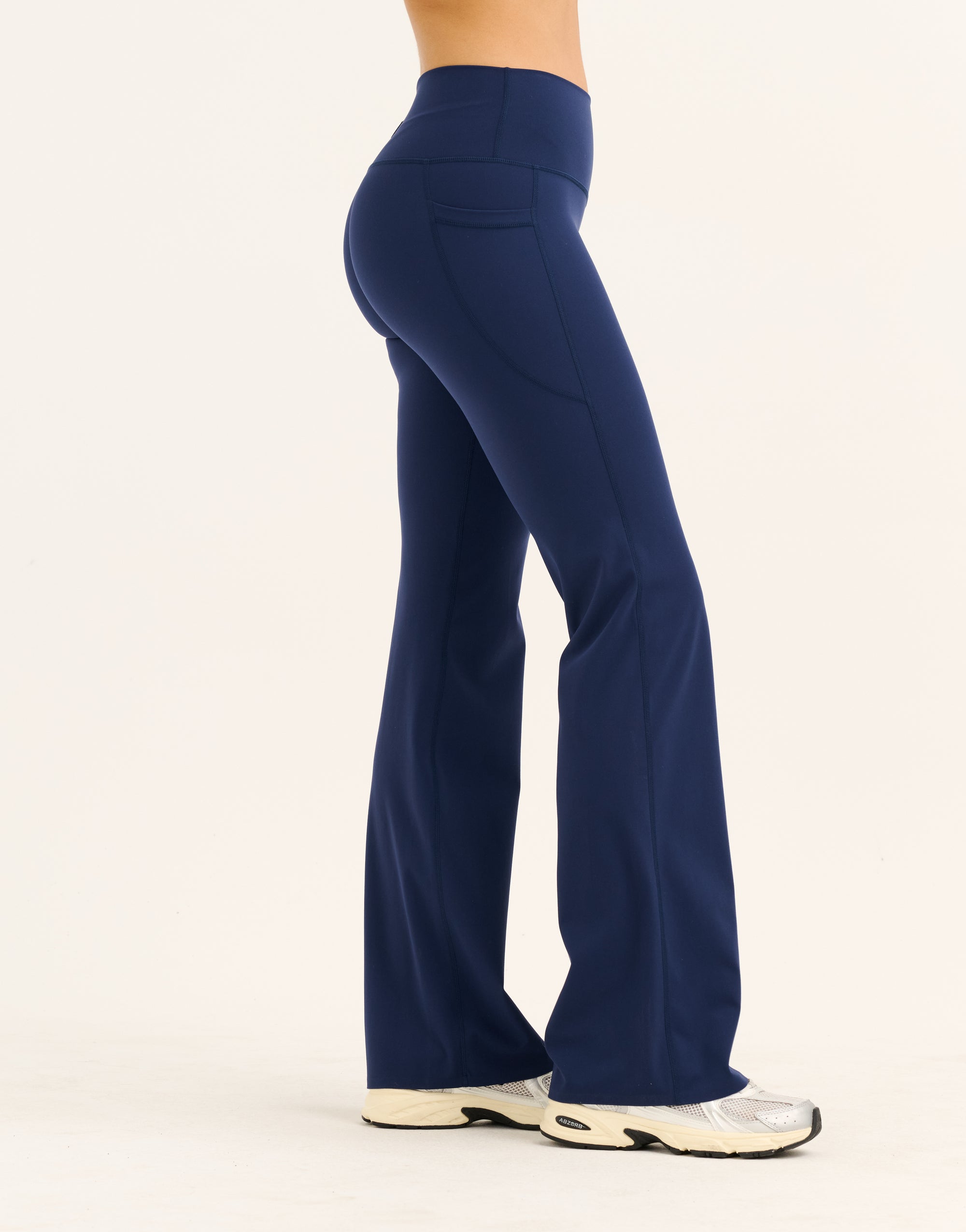 Lycra Invisible Scrunch Straight Leg Pant - Navy