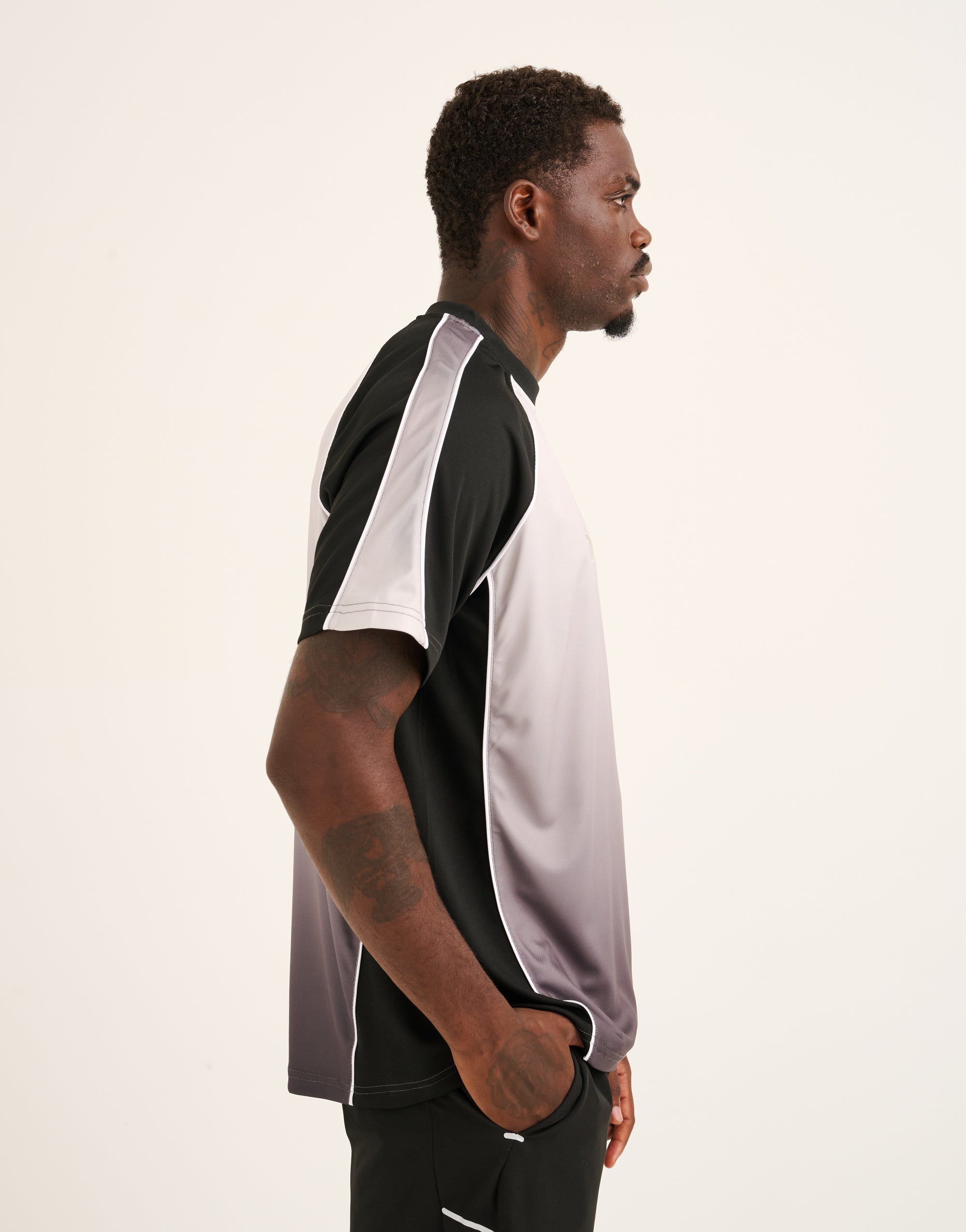 Club Gradient Tee - Black