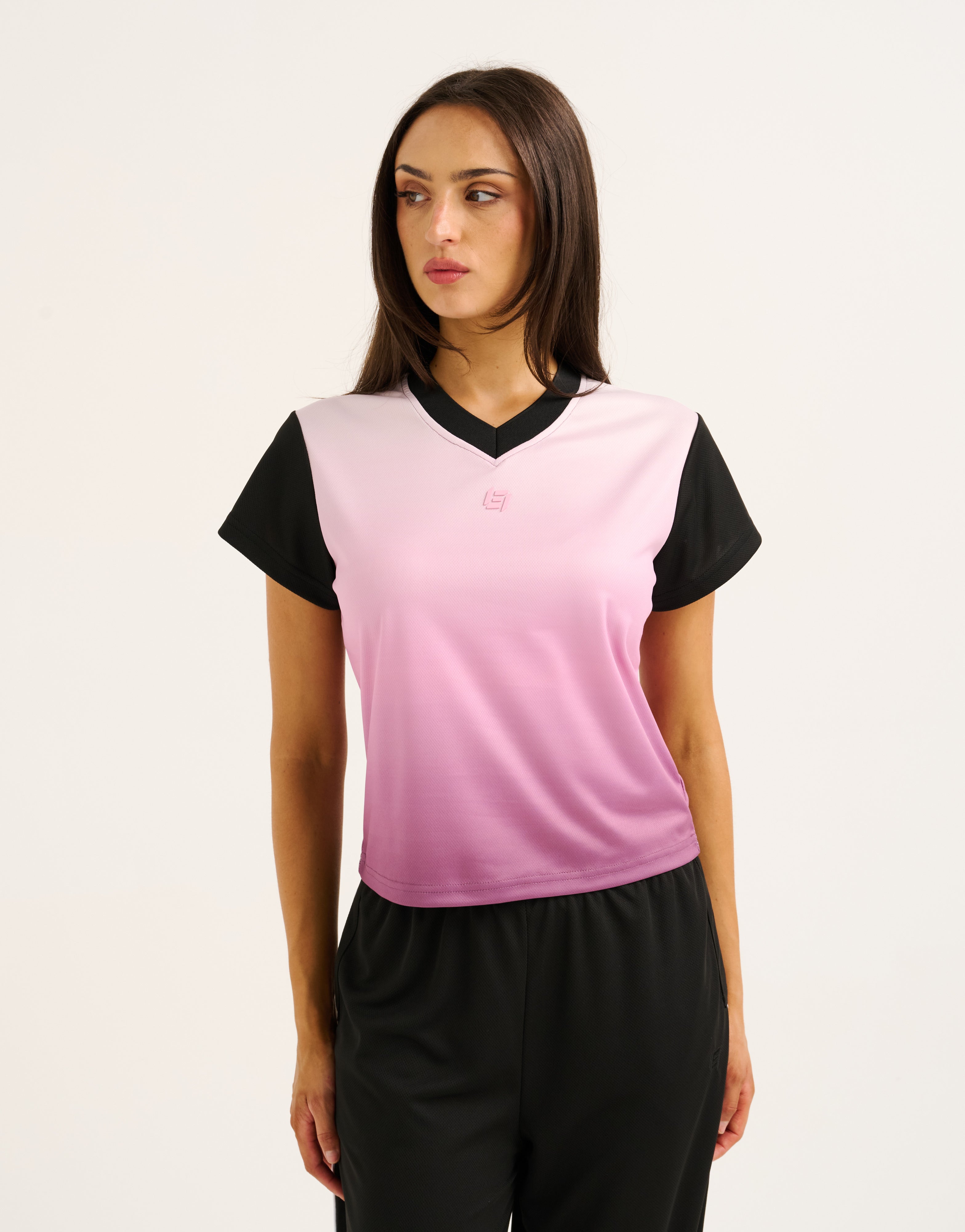 Club V Neck Crop Tee - Lilac