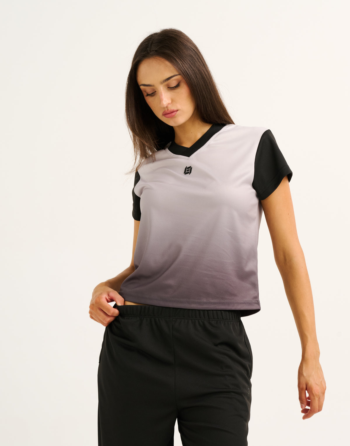 Club V Neck Crop Tee - Black