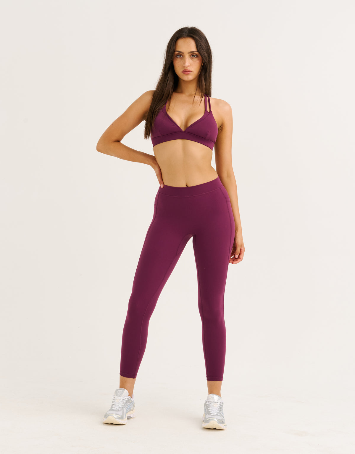 Ascend Pocket Mid-Waist Leggings 25" - Blackberry