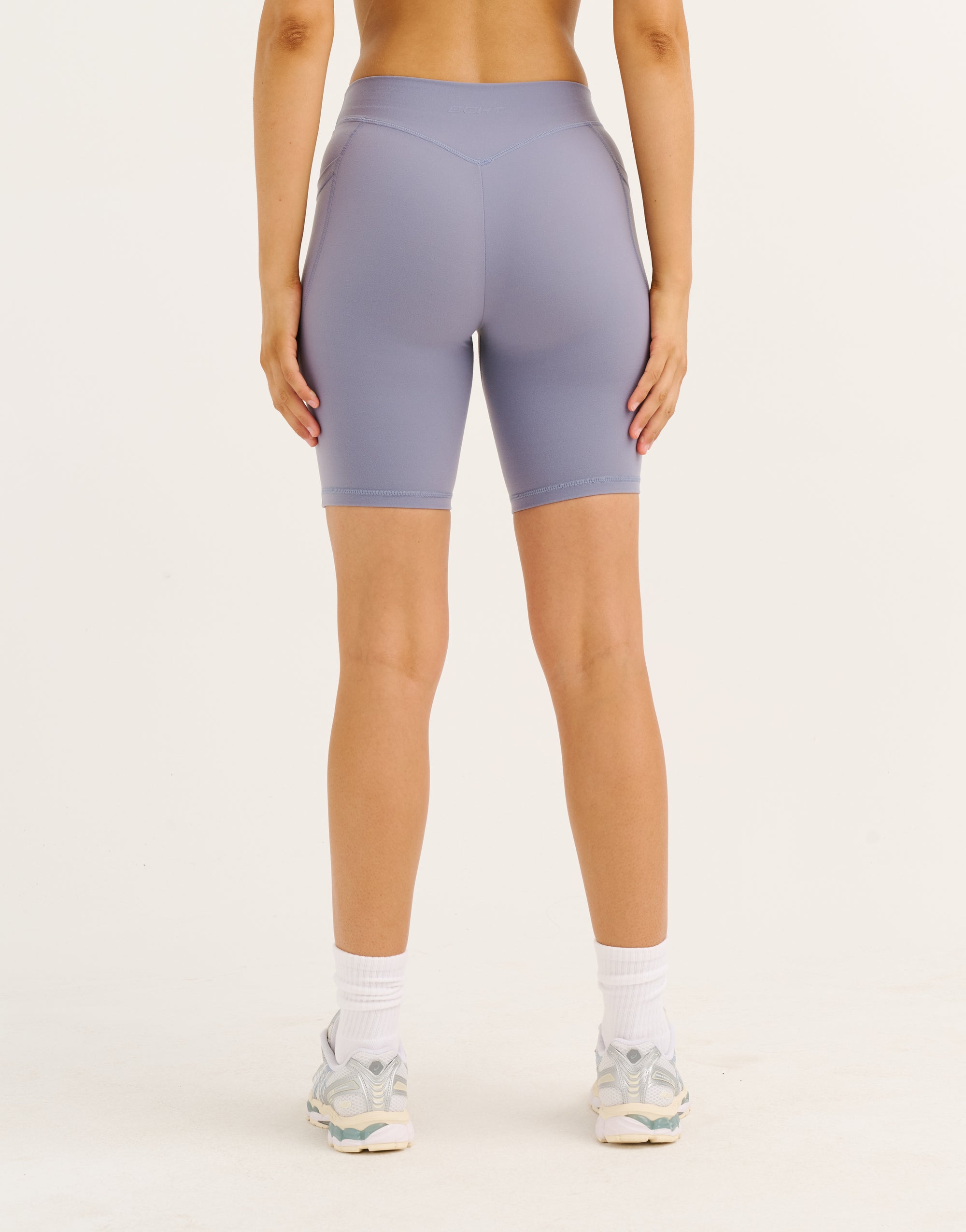 Ascend Pocket Mid-Waist Shorts 8" - Washed Blue