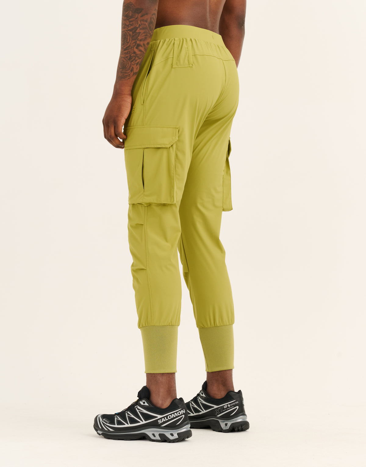 Performance Jogger - Olive