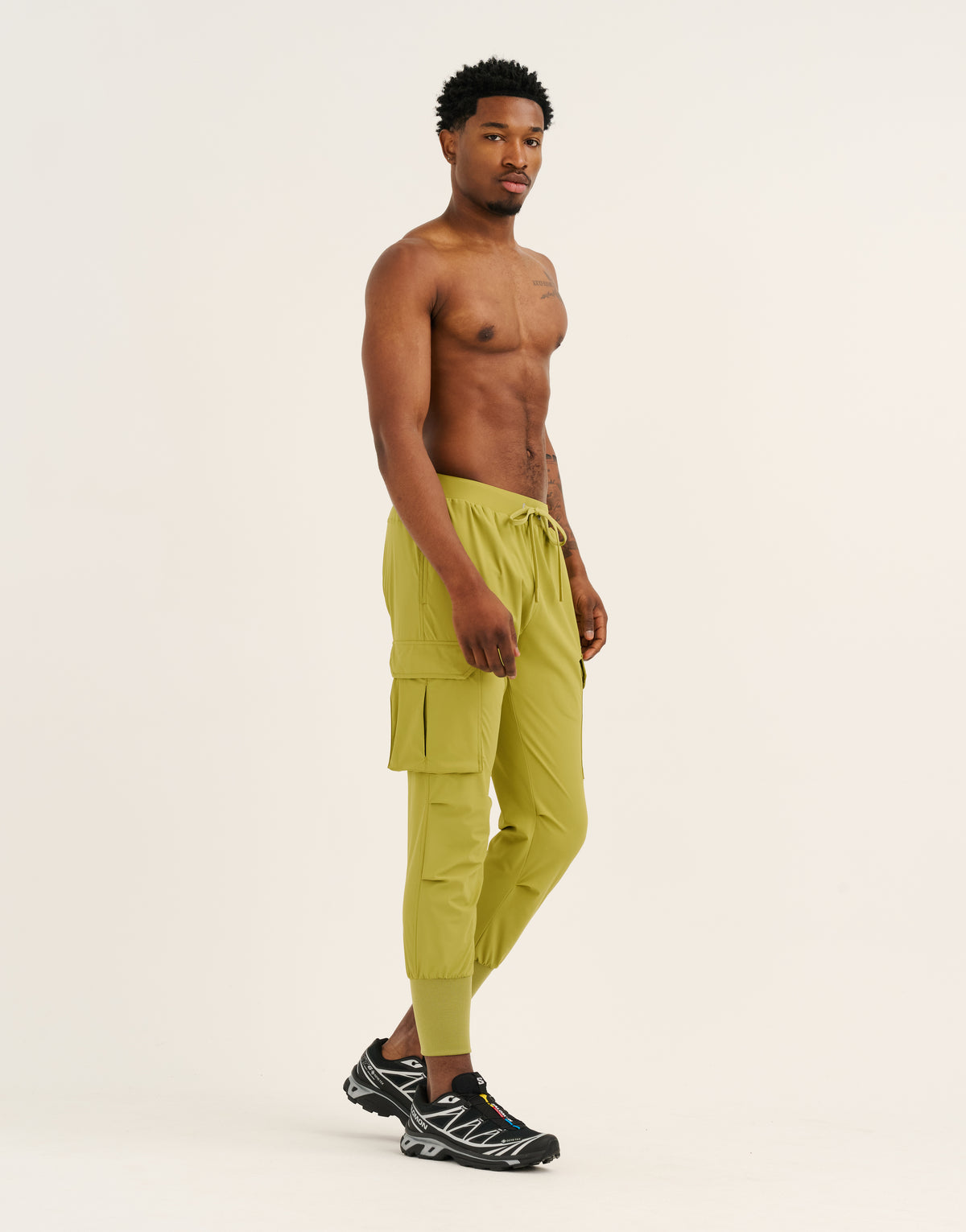 Performance Jogger - Olive