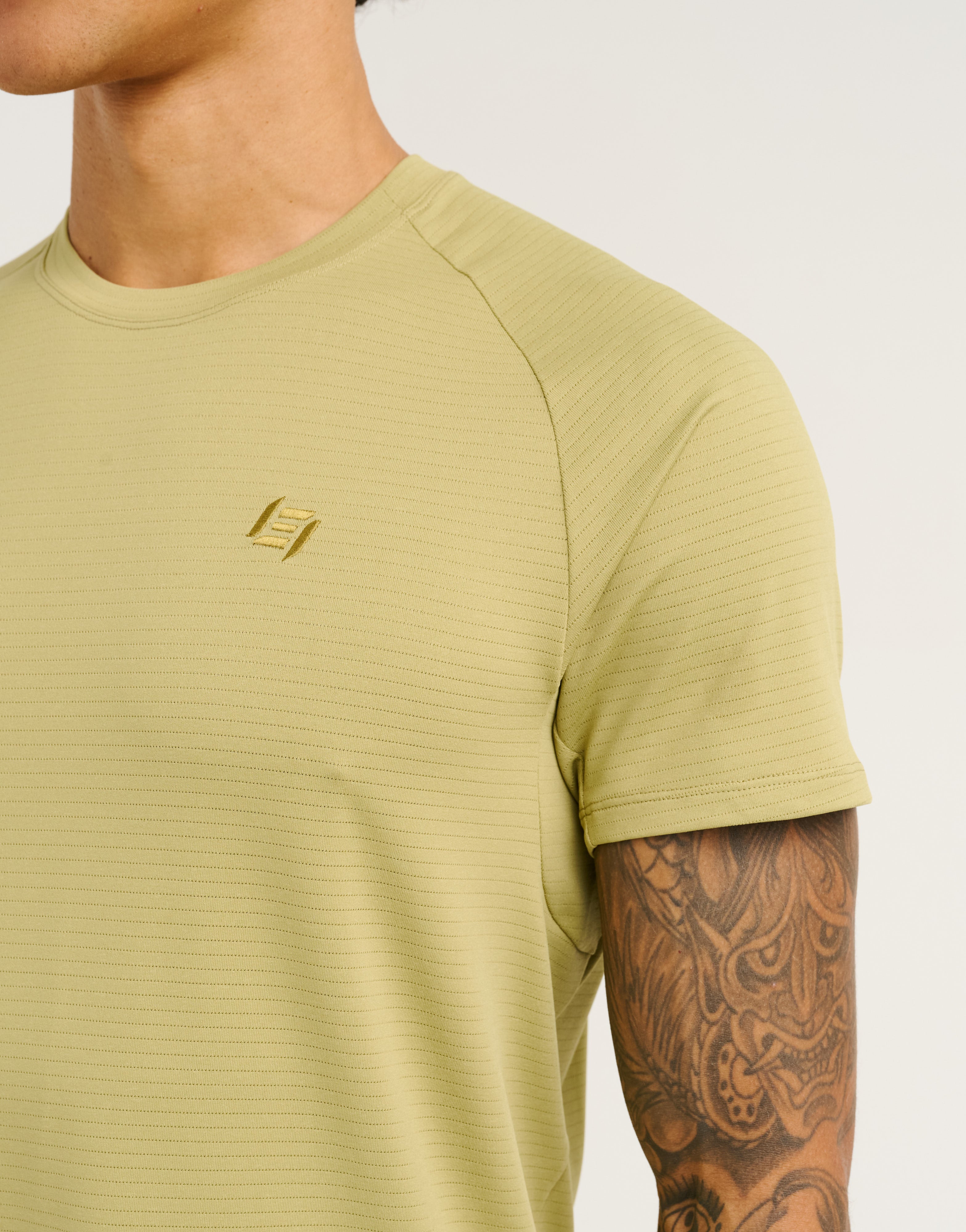 Performance Tee 30" - Olive