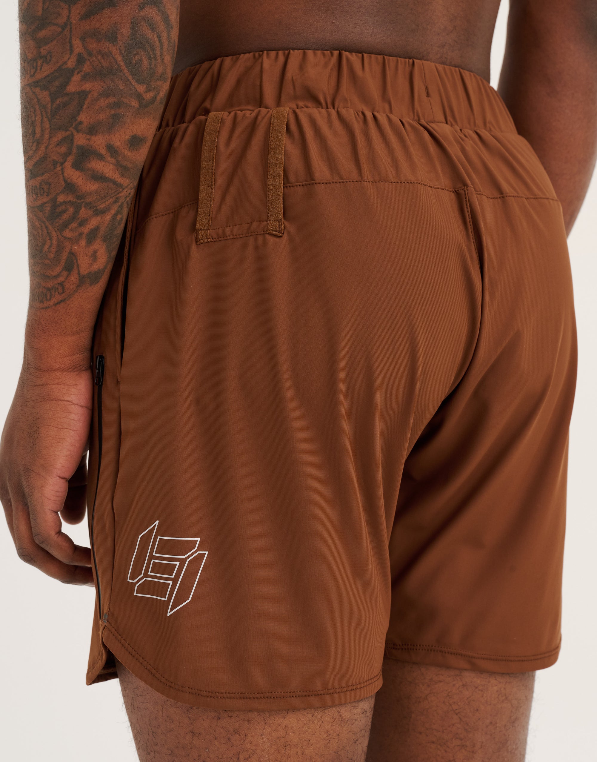 Apex Trainer Shorts - Brown