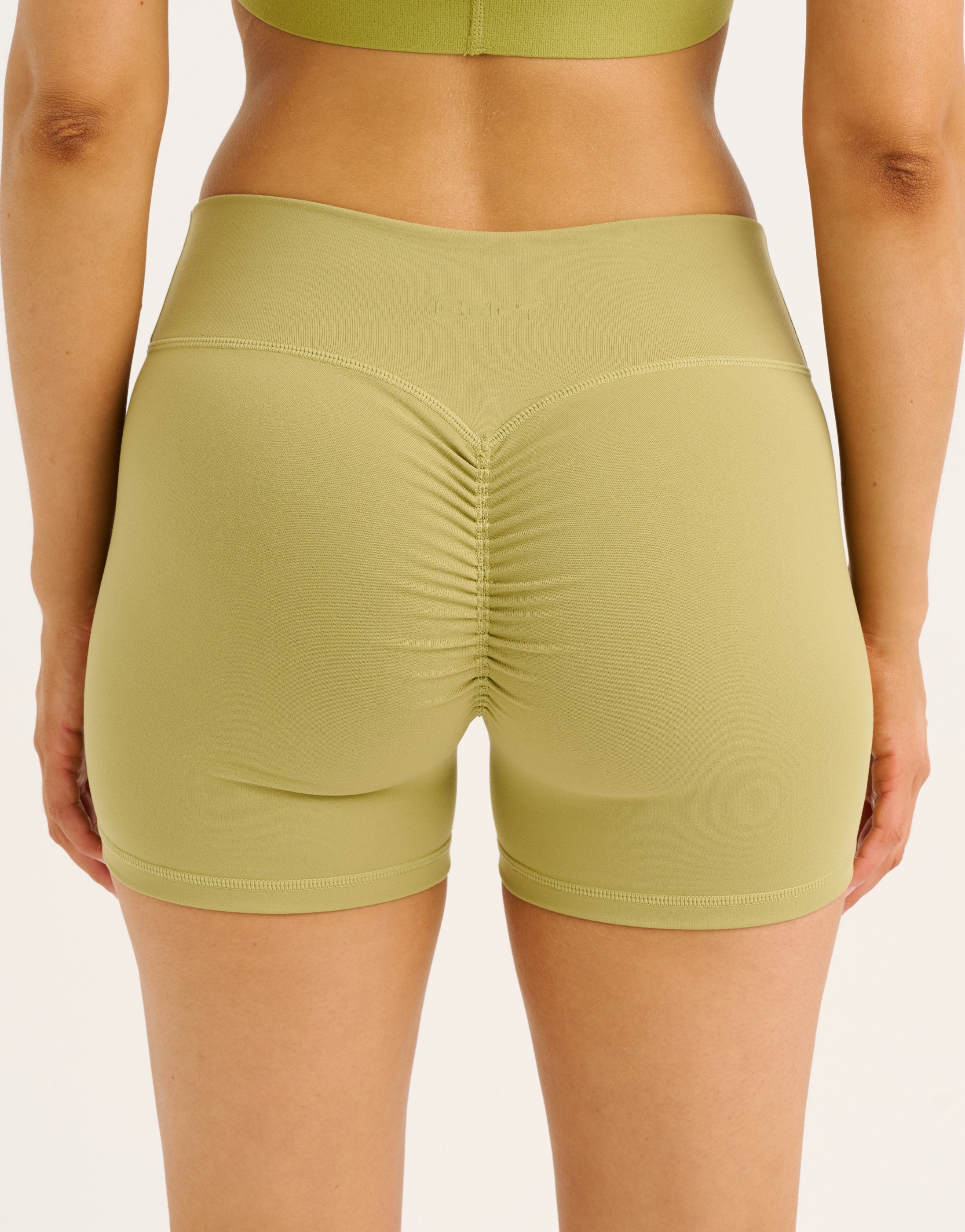 Echt Force Scrunch Mid-Waist Shorts - Olive