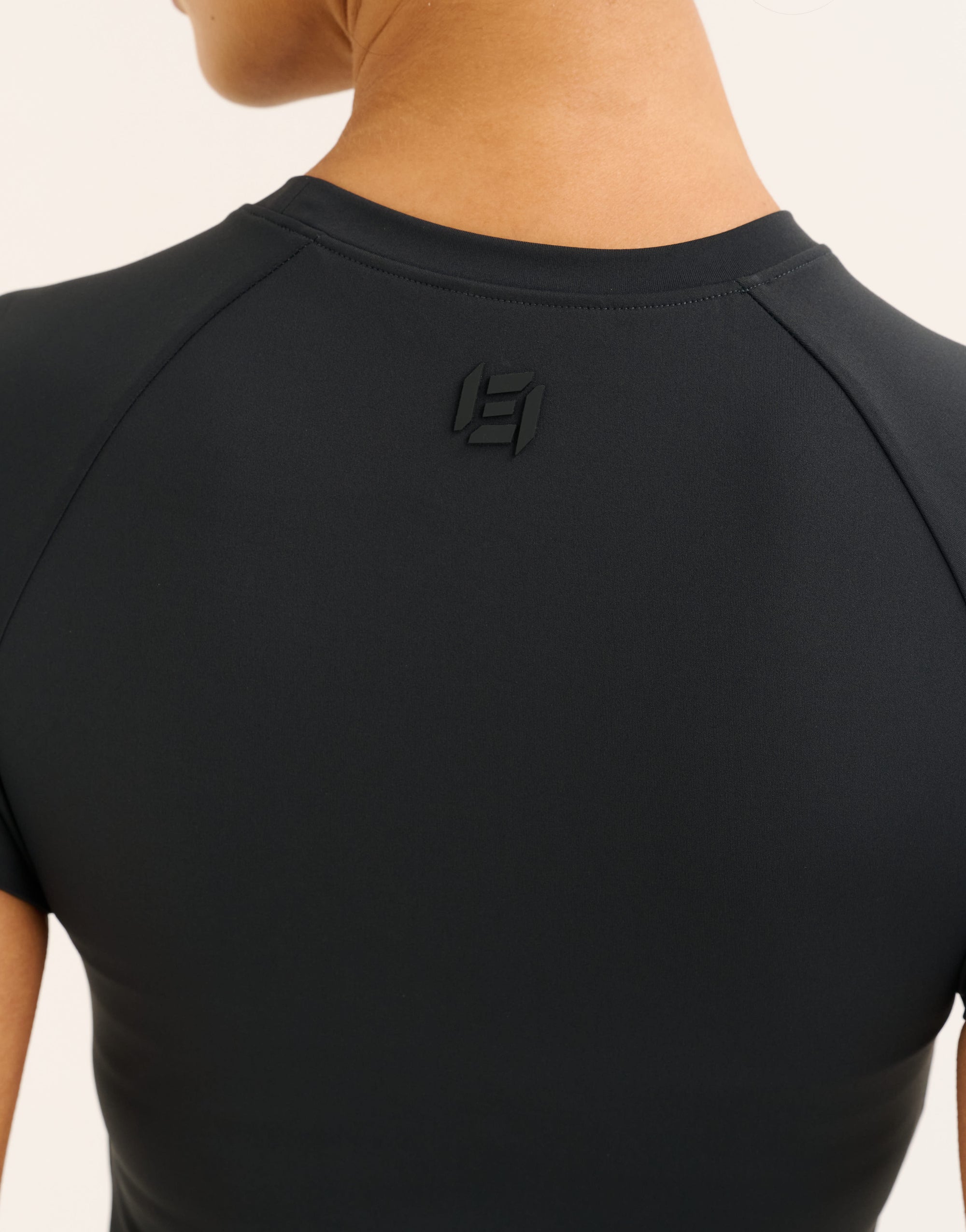 Nova Mesh Tee - Phantom Black