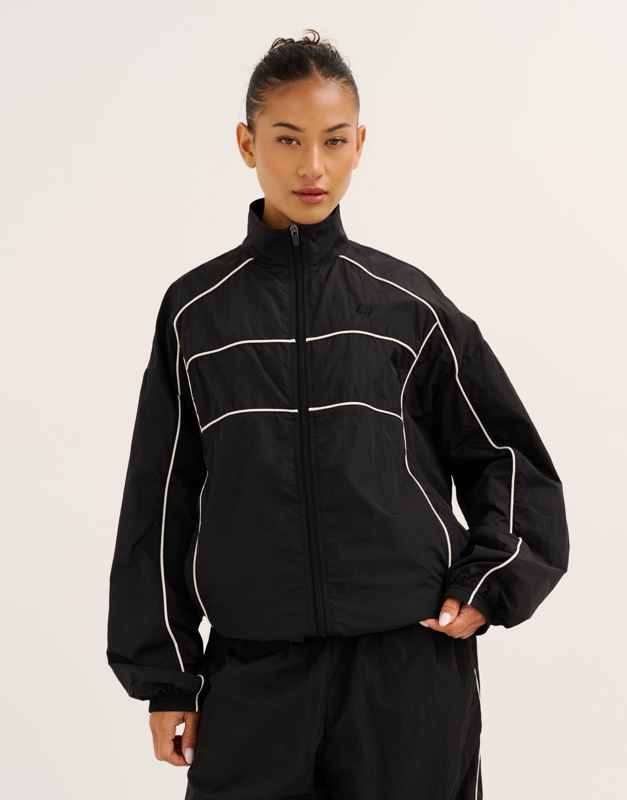 Nova Trek™ Spray Jacket - Phantom Black