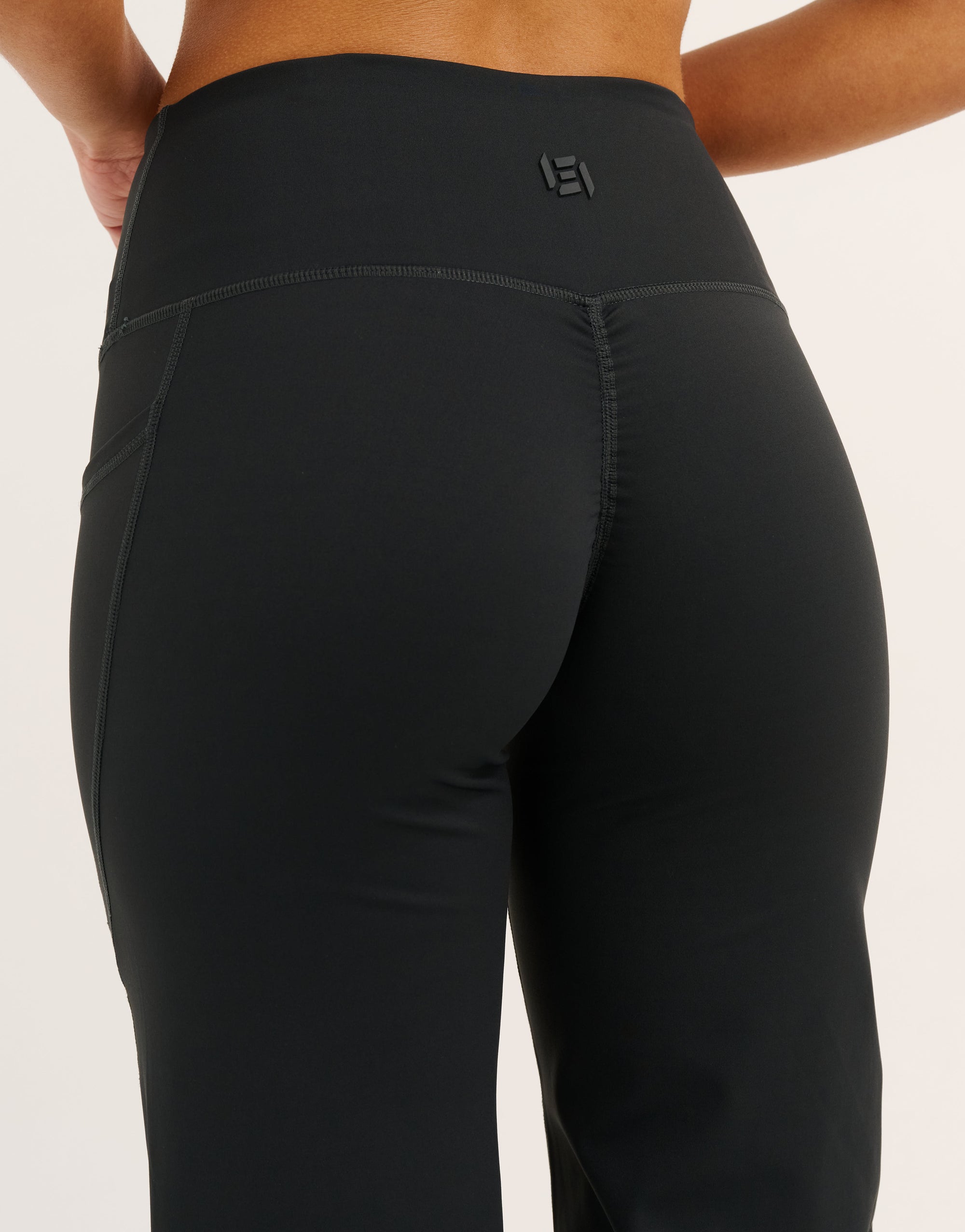 Nova Lycra® Wide Leg Pant - Phantom Black