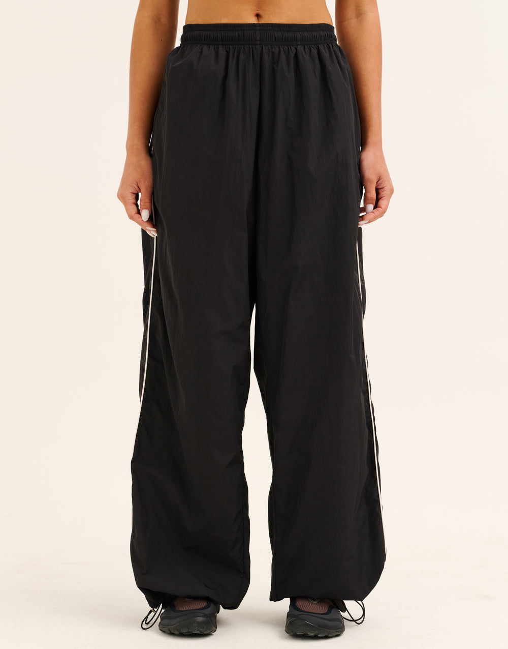 Nova Trek™ Spray Pant - Phantom Black
