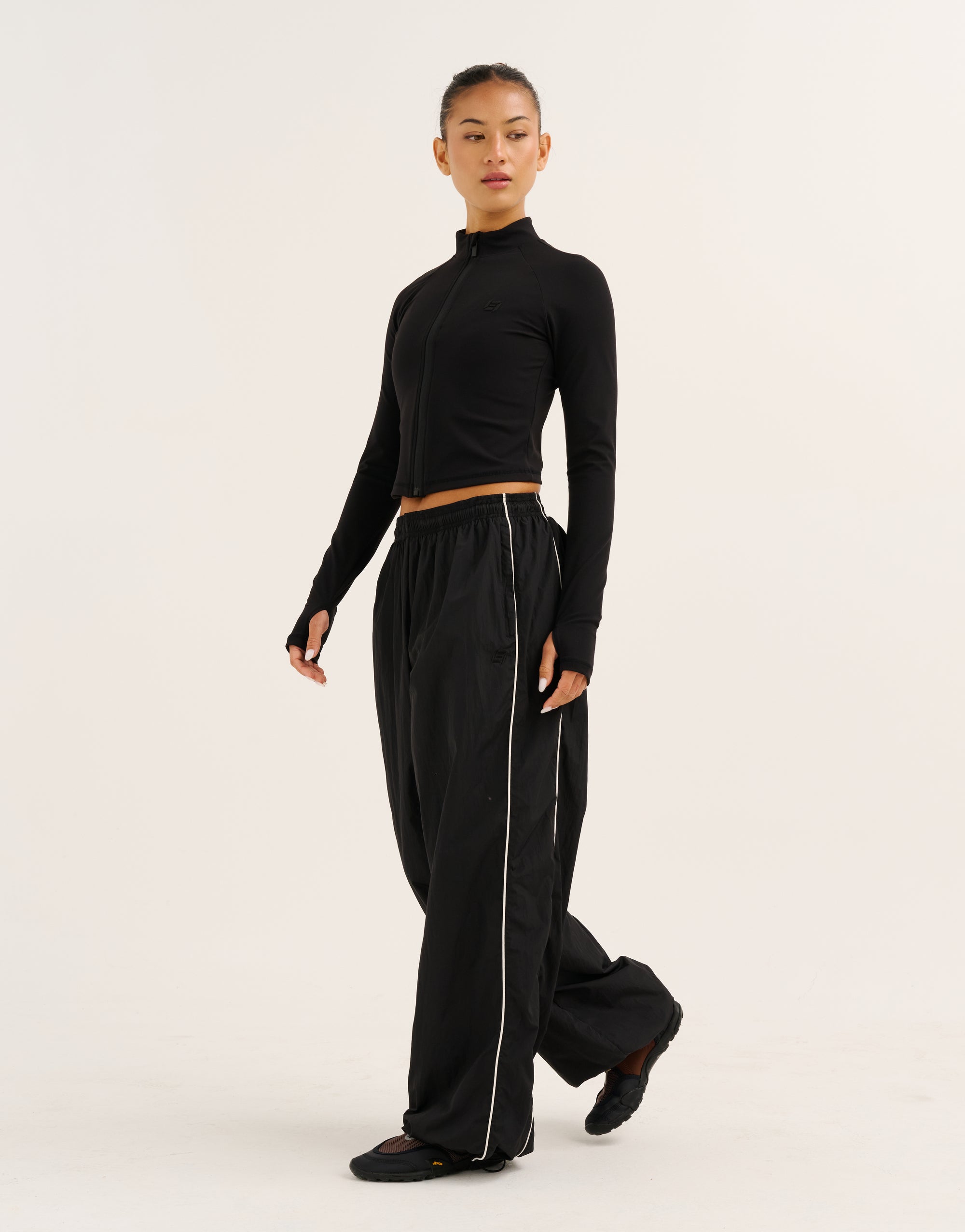 Nova Lycra® Zip Through Jacket - Phantom Black