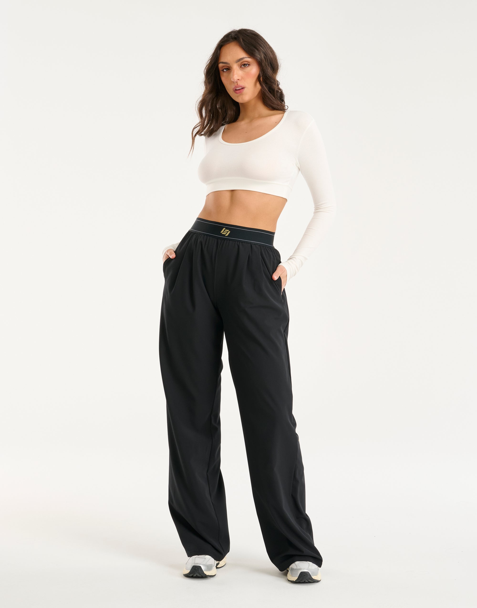 Echt Ribbed Cropped Long Sleeve - White
