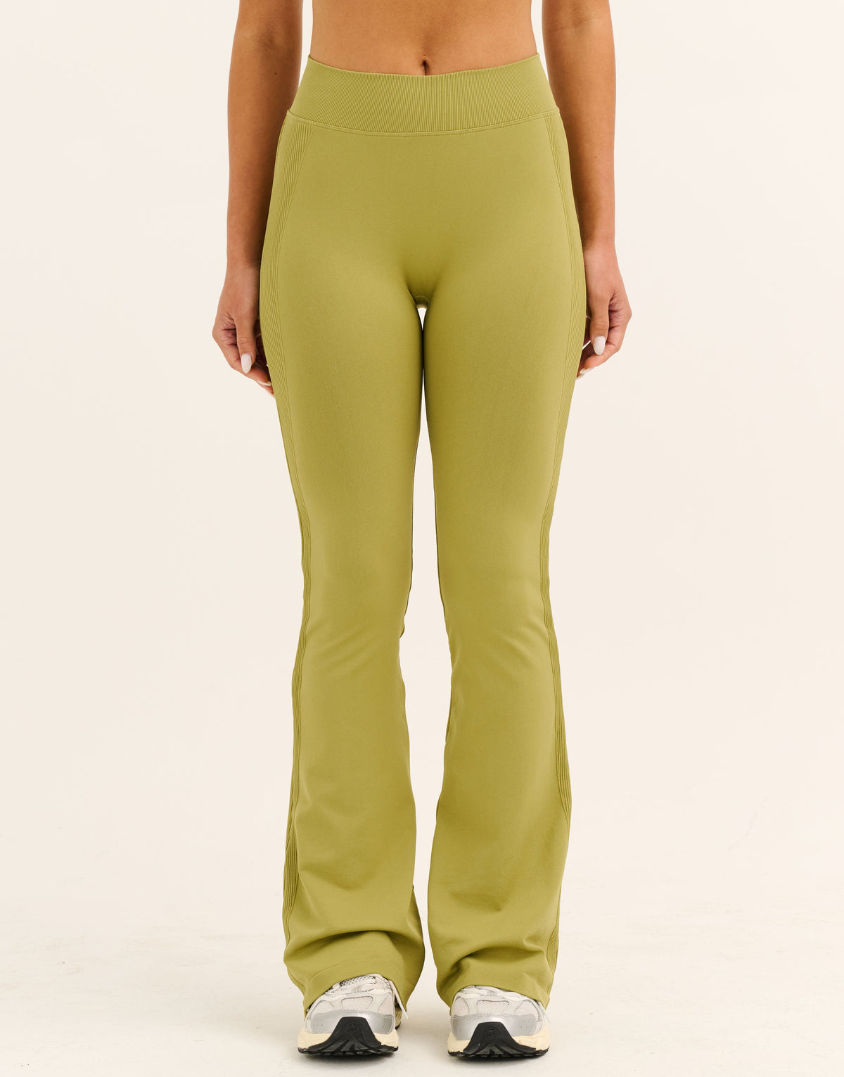 Arise Essential Mid-Waist Flare Leggings - Olive