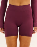Arise Essential Mid-Waist Shorts V2 - Blackberry