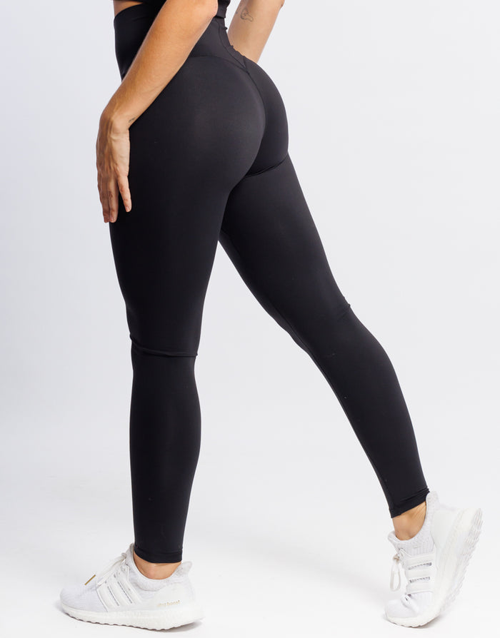 ECHT woman's black 3/4 arise comfort leggings large, Pants & Jeans, Gumtree Australia Cockburn Area - Munster